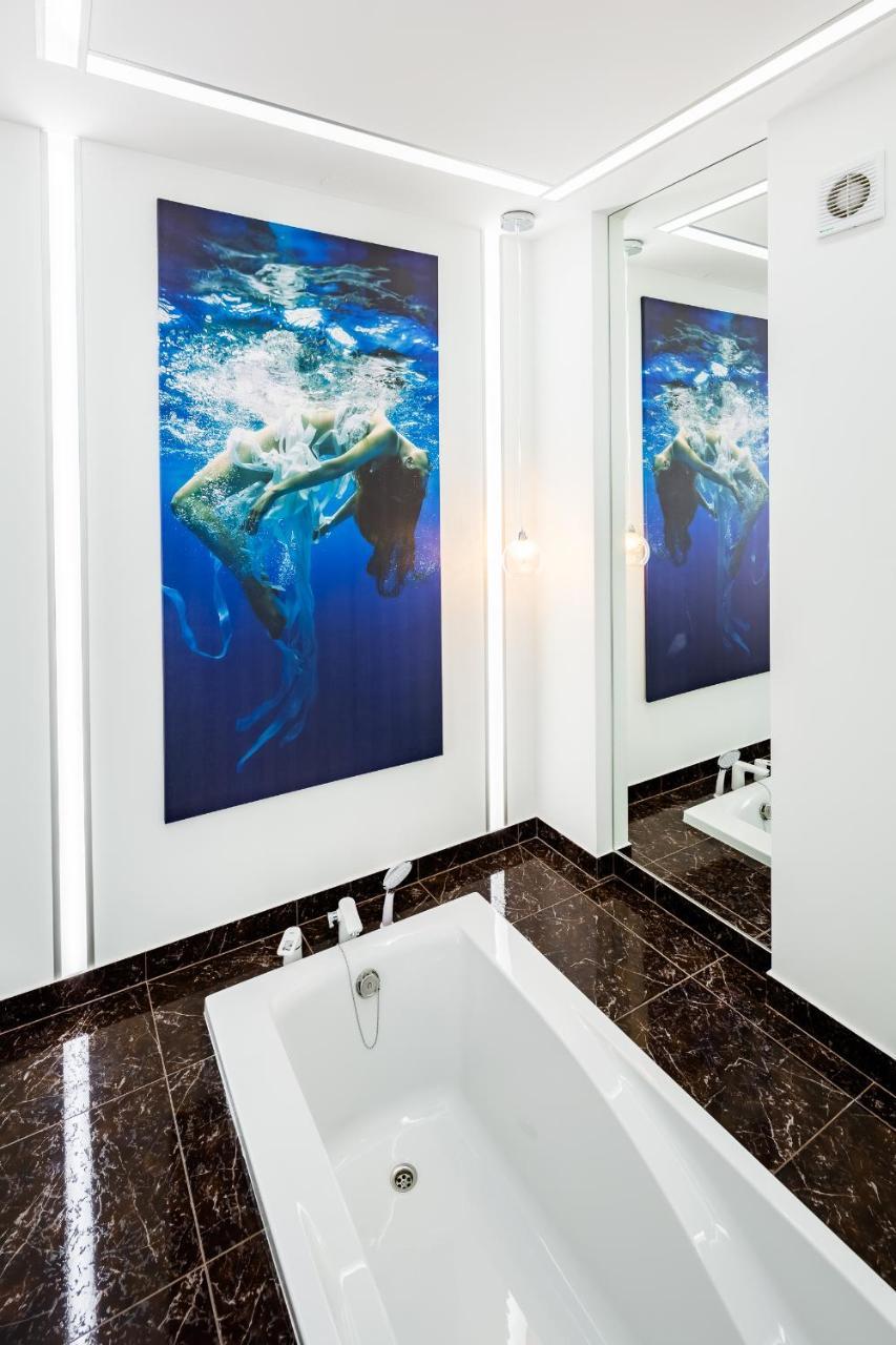 Royal Premier Apartment Lviv Luaran gambar