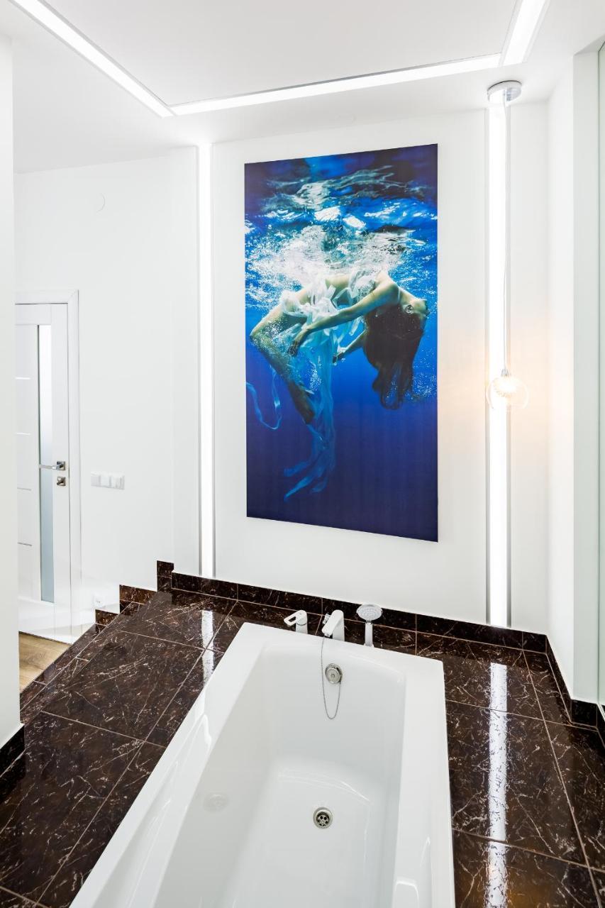 Royal Premier Apartment Lviv Luaran gambar