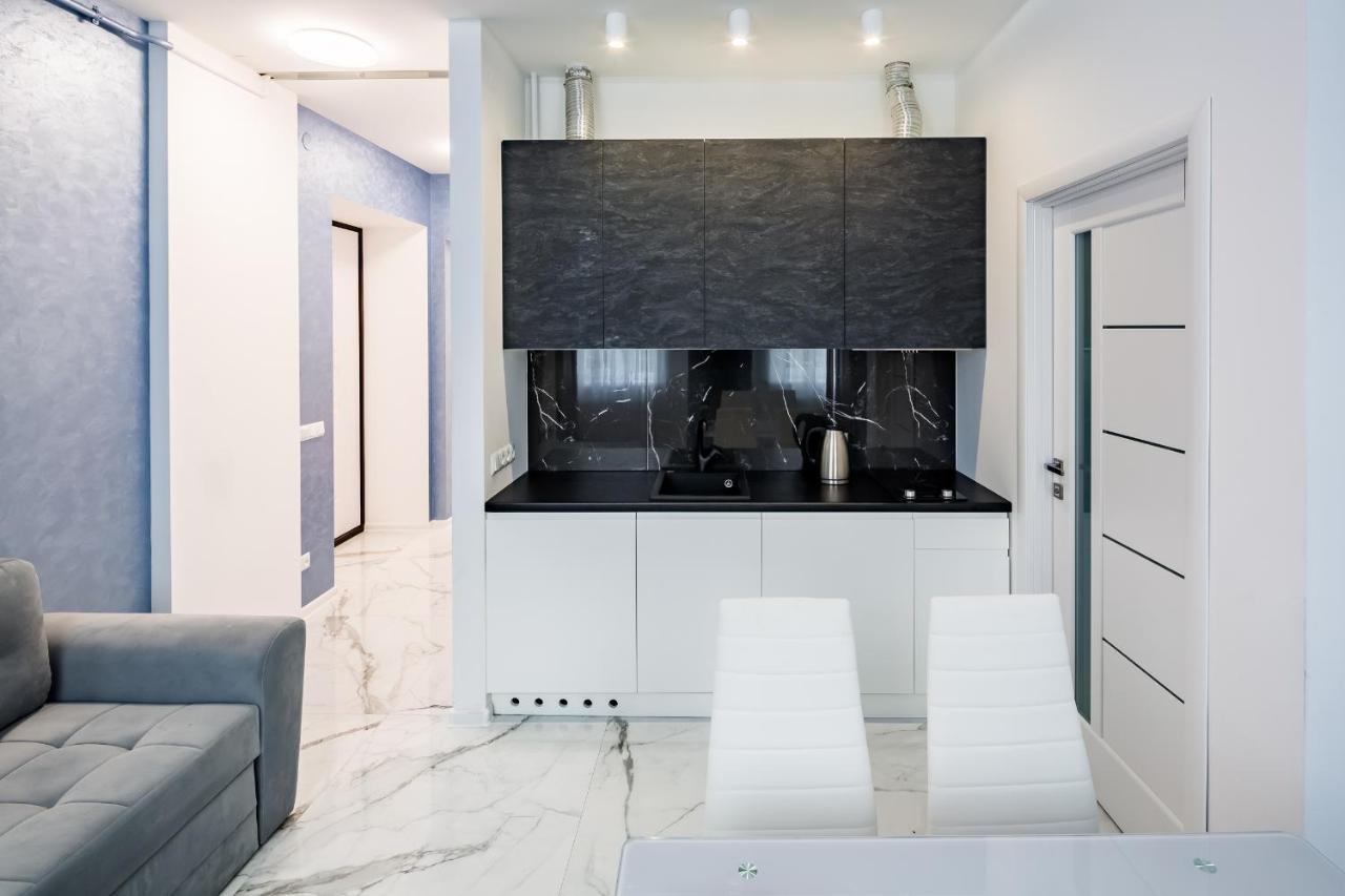 Royal Premier Apartment Lviv Luaran gambar