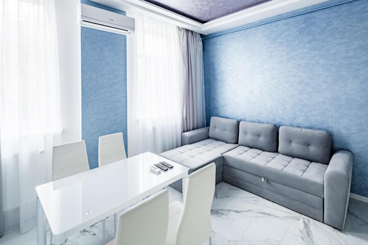 Royal Premier Apartment Lviv Luaran gambar